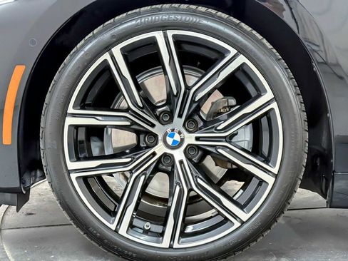 Used 2023 BMW 230i Coupe w/ Premium Package image 26