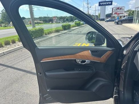 Used 2024 Volvo XC90 B5 Plus AWD/4WD image 20