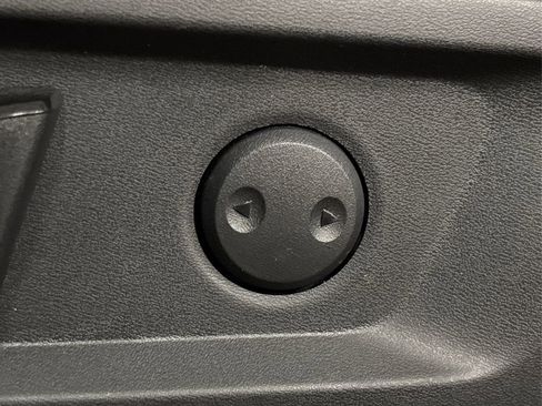 Used 2022 Nissan Rogue SL w/ SL Premium Package image 25