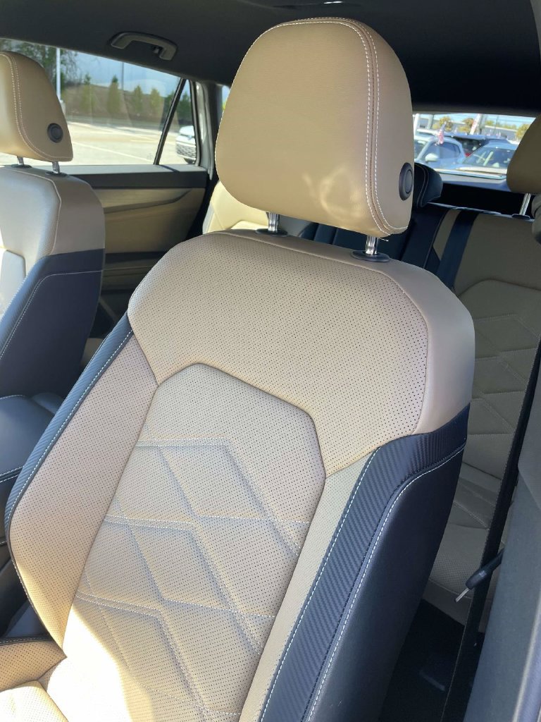 Certified 2026 Volkswagen Atlas Cross Sport SE FWD image 20