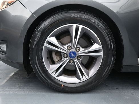 Used 2017 Ford Focus SE FWD image 27