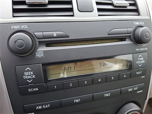 Used 2009 Toyota Corolla image 13