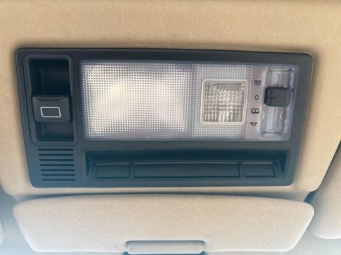 Used 1989 Mercedes-Benz 300 CE Coupe image 56