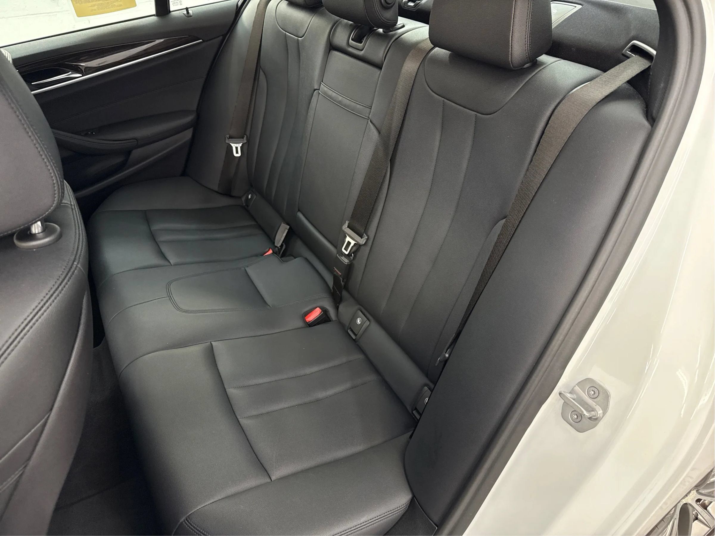 Used 2018 BMW 530i RWD image 47