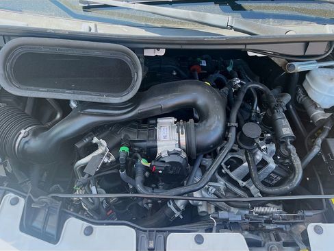 Used 2024 Ford Transit 150 Low Roof RWD image 27