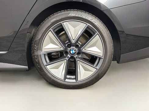 Used 2025 BMW i4 xDrive40i w/ Parking Assistance Package AWD/4WD image 33