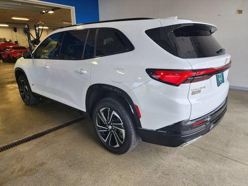 Certified 2025 Buick Enclave Sport Touring FWD image 2