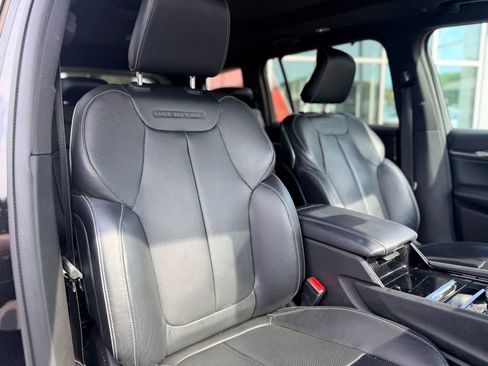 Used 2022 Jeep Grand Cherokee L Overland w/ Advanced Protech Group III AWD/4WD image 22