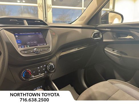 Used 2023 Chevrolet TrailBlazer LT image 22