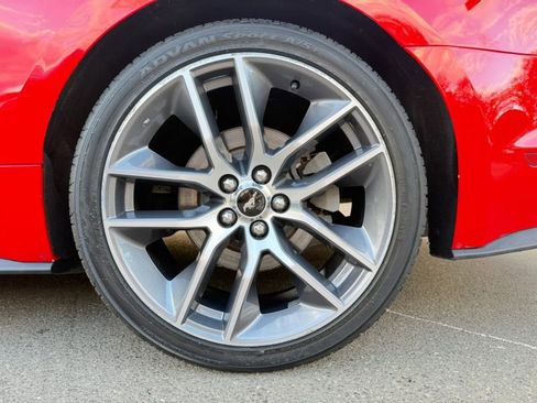 Used 2017 Ford Mustang Premium image 27