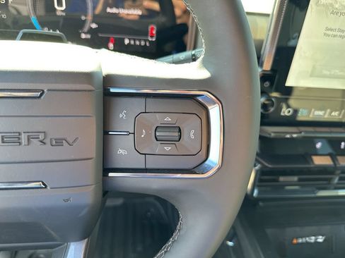 New 2026 GMC Hummer EV 4x4 Crew Cab image 34