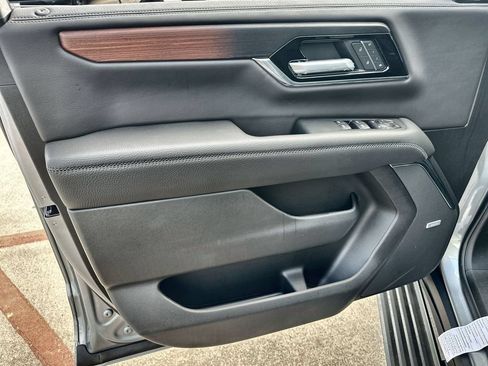 New 2026 GMC Yukon XL Denali w/ Sun & Power Step Package AWD/4WD image 21