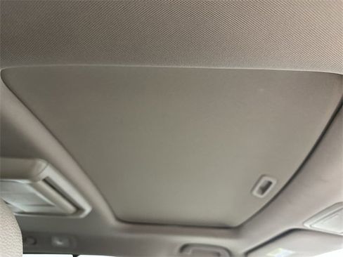 Used 2017 Honda Odyssey EX-L image 29