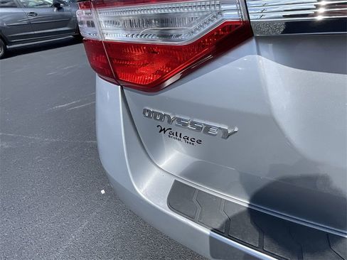 Used 2011 Honda Odyssey EX-L image 6