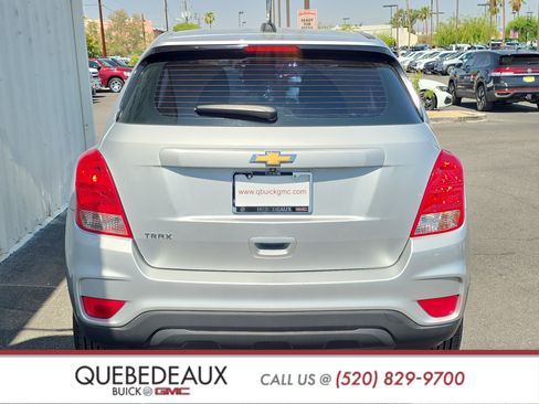 Used 2017 Chevrolet Trax LS FWD image 6