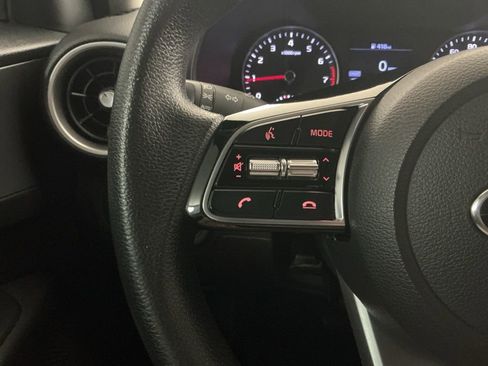 Used 2019 Kia Forte LXS image 16