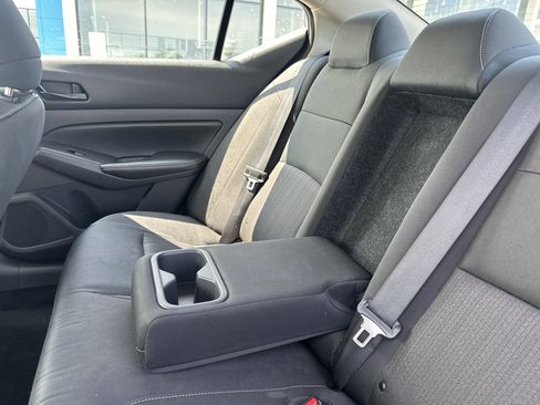 Used 2024 Nissan Altima 2.5 SV w/ SV Premium Package FWD image 29
