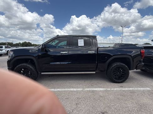 Used 2025 GMC Sierra 1500 Denali Ultimate AWD/4WD image 3