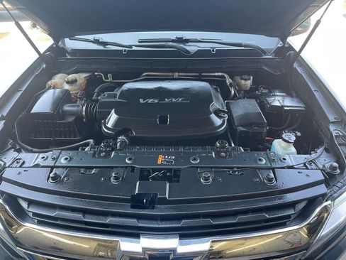 Used 2017 Chevrolet Colorado LT w/ LT Convenience Package image 9