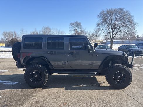 Used 2016 Jeep Wrangler Backcountry image 2