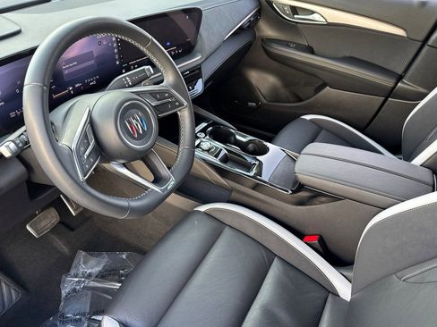 Used 2025 Buick Envision Sport Touring image 9