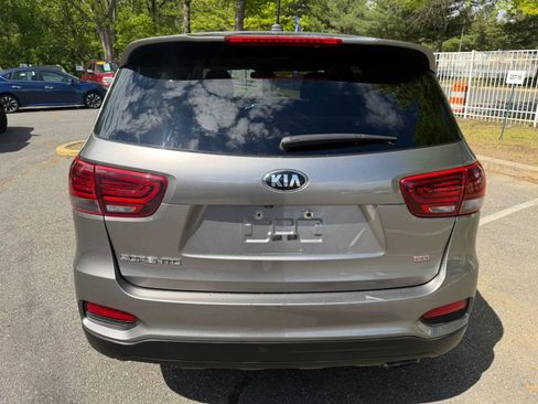 Used 2019 Kia Sorento AWD image 6