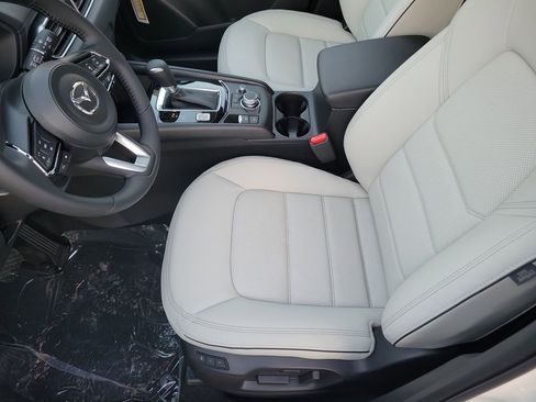 New 2025 MAZDA CX-5 AWD 2.5 S w/ Preferred Package image 19