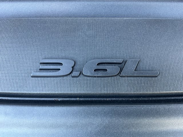 Used 2020 Chrysler Voyager LX w/ Cold Weather Group FWD image 16