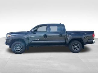 Used 2018 Toyota Tacoma SR5 AWD/4WD video 2