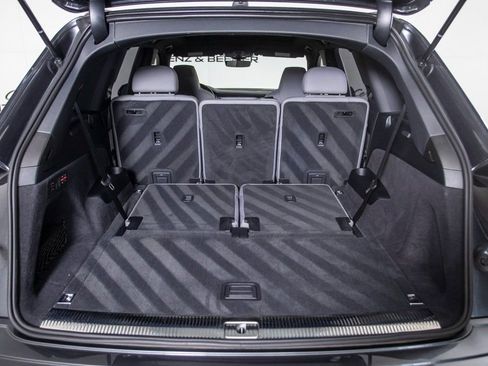 Used 2024 Audi SQ7 Prestige image 12