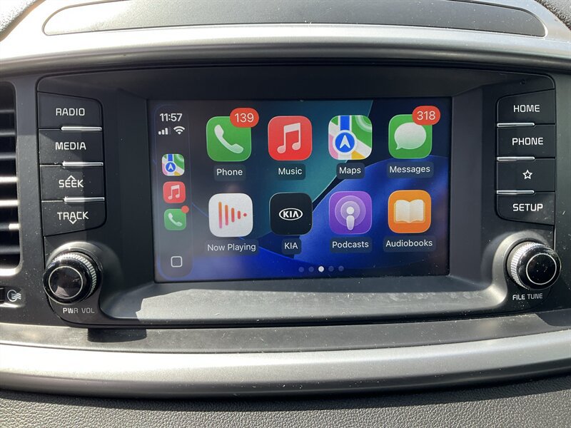 Used 2019 Kia Sorento AWD image 26