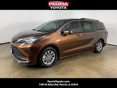 Used 2022 Toyota Sienna XLE
