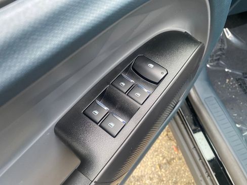 New 2025 Ford Maverick XL w/ Equipment Group 101A image 22