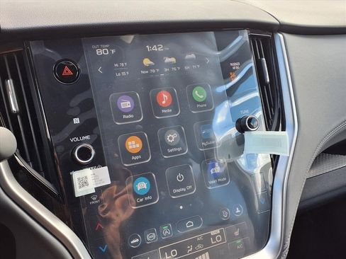 Certified 2025 Subaru Outback Premium image 23