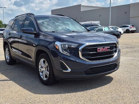 Used 2019 GMC Terrain SLE w/ Driver Convenience Package FWD image 1