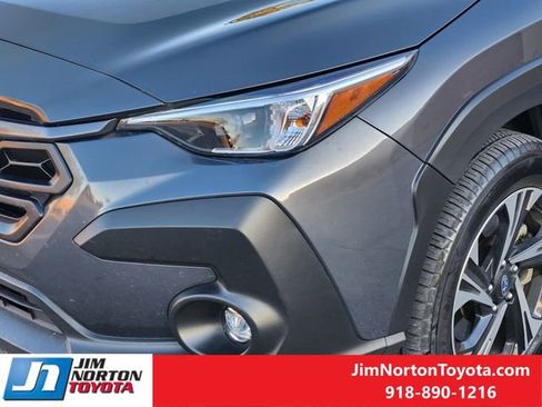 Used 2024 Subaru Crosstrek 2.0i Premium image 11