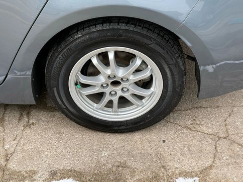 Used 2021 Toyota Corolla LE image 43