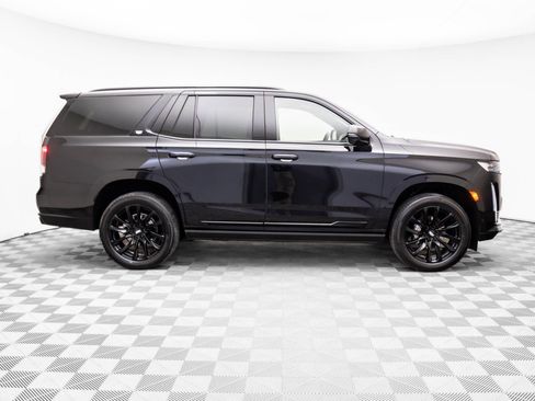 Used 2024 Cadillac Escalade Sport w/ LPO, ONYX Package image 8