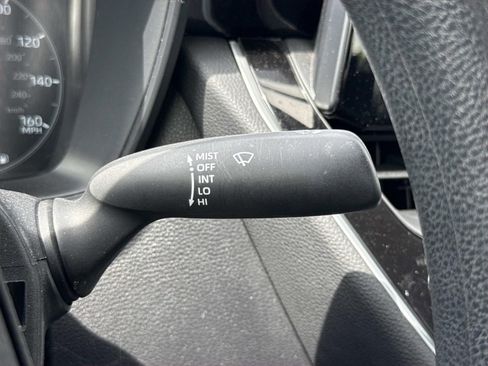 Used 2024 Toyota Corolla LE FWD image 17