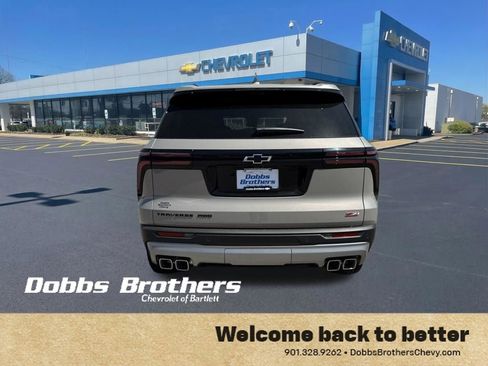 New 2026 Chevrolet Traverse Z71 w/ Enhanced Driving Package image 4