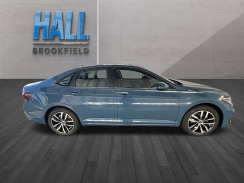 New 2026 Volkswagen Jetta SE image 6