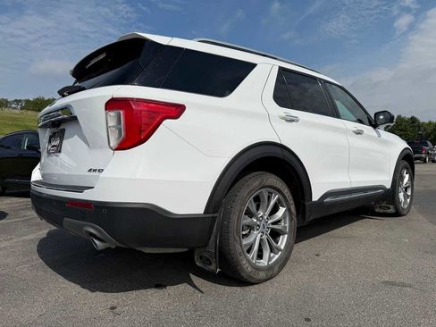 Used 2023 Ford Explorer Limited image 14