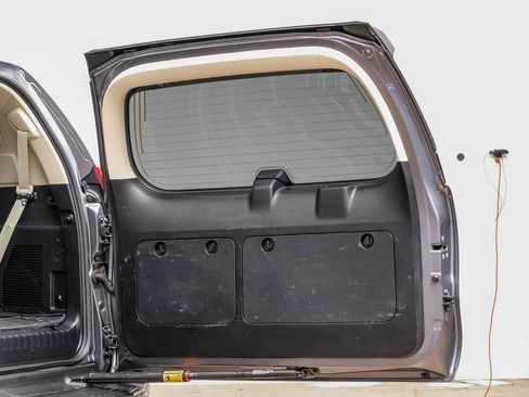 Used 2022 Lexus GX 460 Luxury w/ Sport Design Package image 51