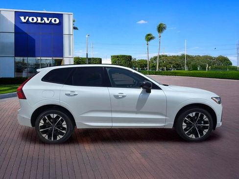 New 2026 Volvo XC60 B5 Plus w/ Protection Package Premier AWD/4WD image 8