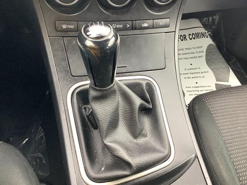 Used 2013 MAZDA MAZDA3 i Touring FWD image 22