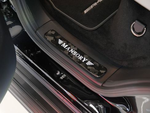 Used 2025 Mercedes-Benz G 63 AMG 4MATIC image 33