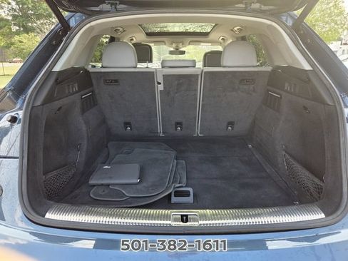 Used 2018 Audi Q5 Prestige w/ Prestige Package AWD/4WD image 17