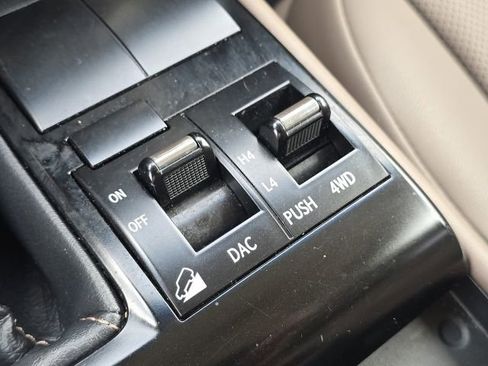 Used 2020 Lexus GX 460 Premium AWD/4WD image 35