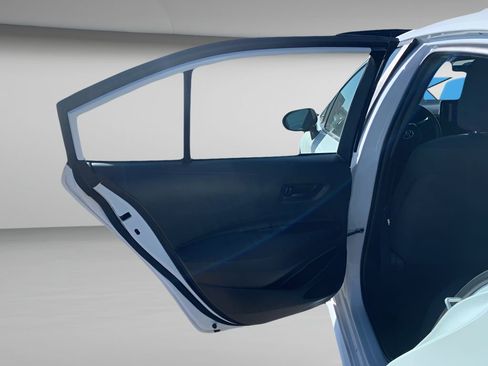 Used 2023 Toyota Corolla LE image 15