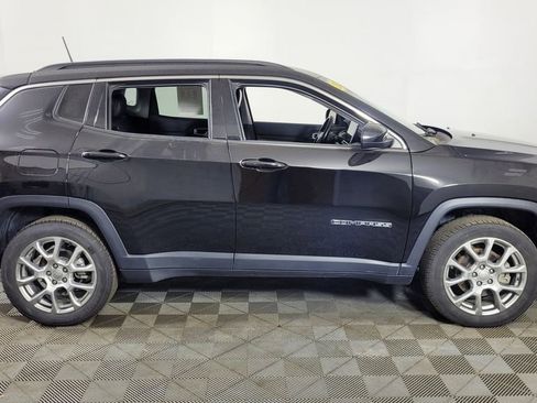 Used 2022 Jeep Compass Latitude image 8